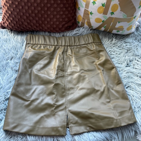 Zara Green Faux Leather Skirt Small New with Tags - Picture 4 of 5